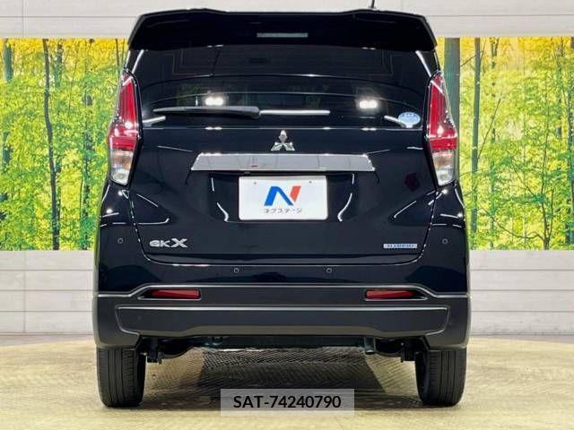 Mitsubishi EK X 2020-02 396427-15