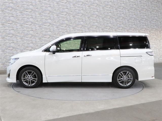 Nissan ELGRAND 2013-02 1633-4