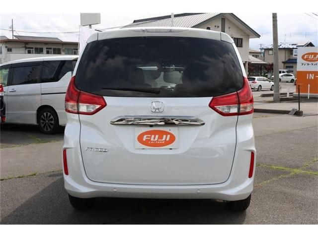 Honda FREED 2022-11 5324-26