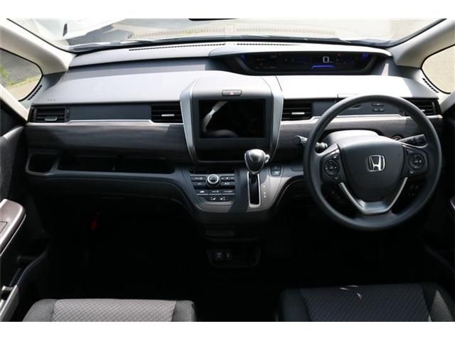 Honda FREED 2022-11 5324-3