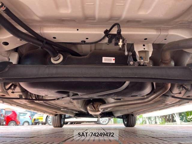 Suzuki ALTO 2015-11 305190-16