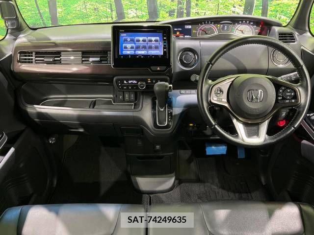 Honda N BOX 2018-06 278683-1