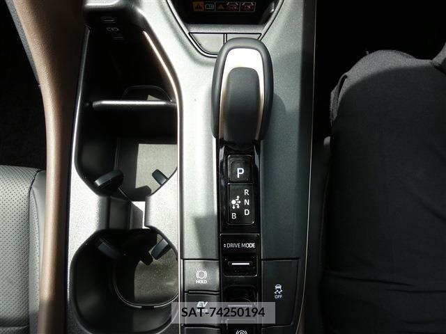 Toyota CROWN 2022-09 297733-12