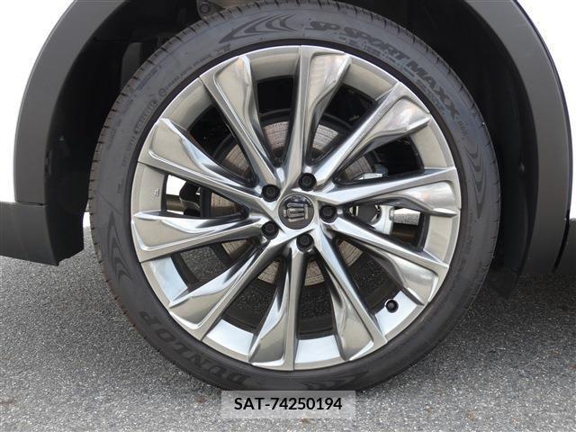 Toyota CROWN 2022-09 297733-21