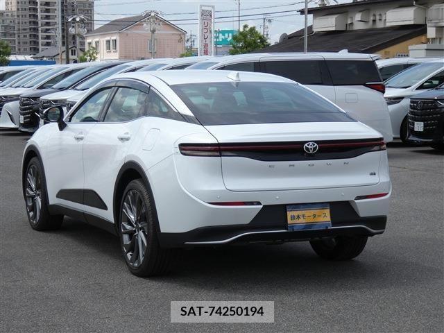 Toyota CROWN 2022-09 297733-3