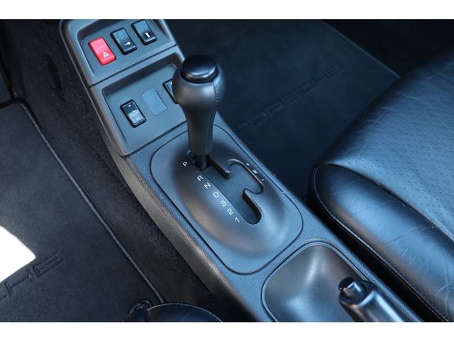 Porsche 911 1996-02 2465-18