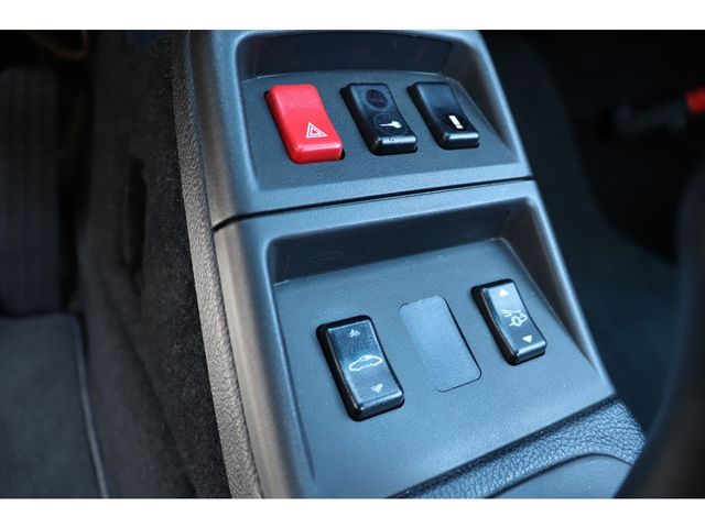 Porsche 911 1996-02 2465-19