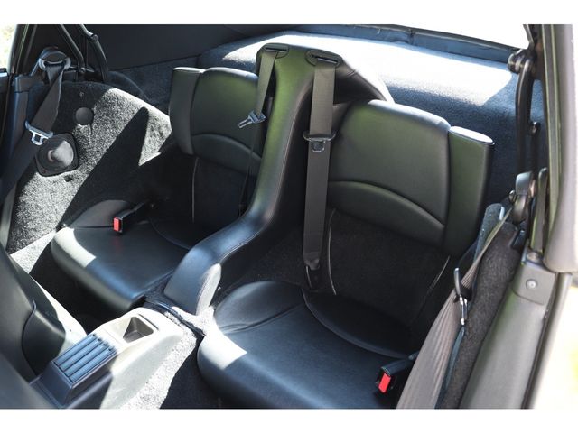 Porsche 911 1996-02 2465-23