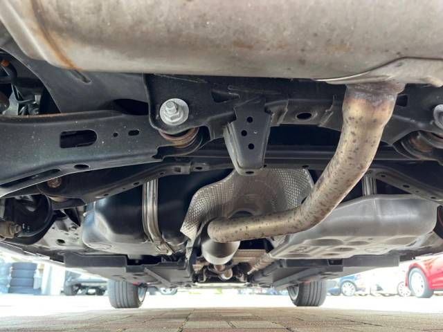 Toyota YARIS 2021-05 18815-19