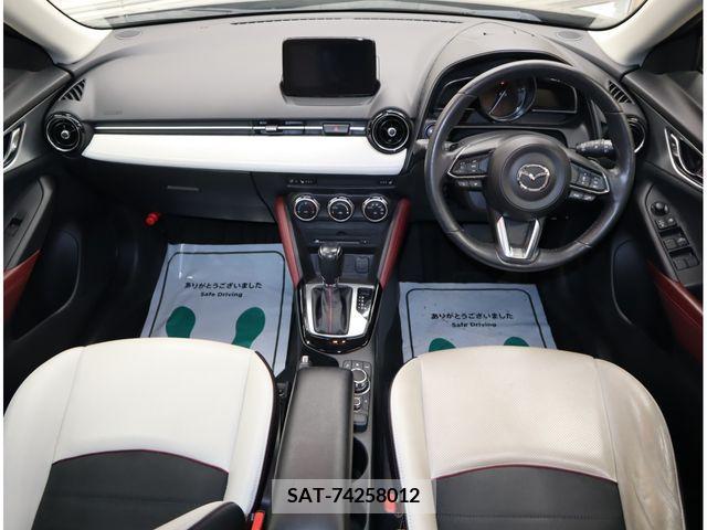 Mazda CX-3 2017-09 383395-23
