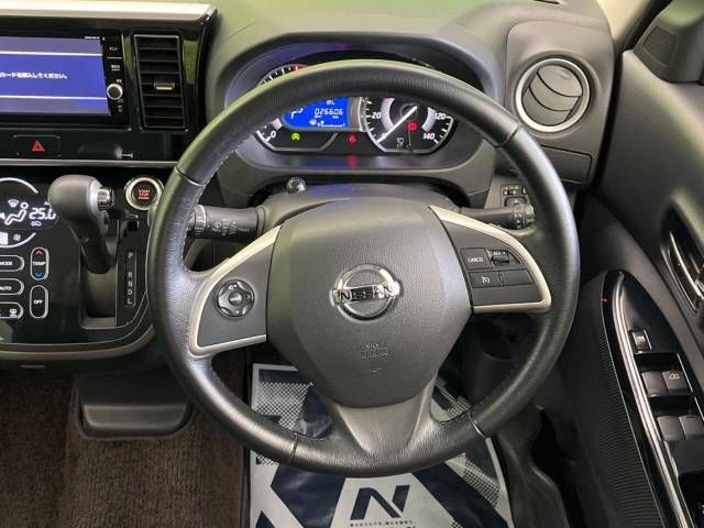 Nissan DAYZ ROOX 2018-10 25345-11