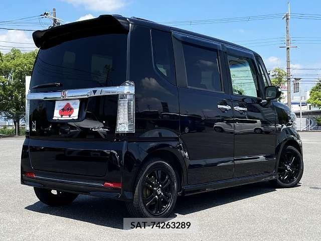 Honda N BOX CUSTOM 2017-06 341618-2