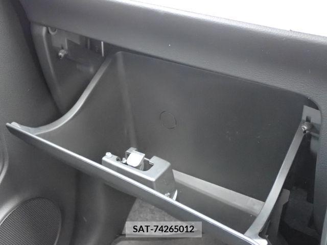 Suzuki ALTO 2017-01 305063-14