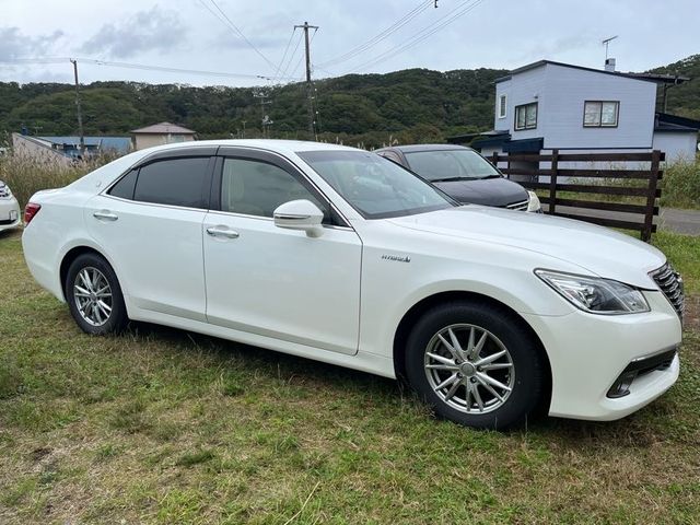 Toyota CROWN SEDAN 2013-02 10851-3