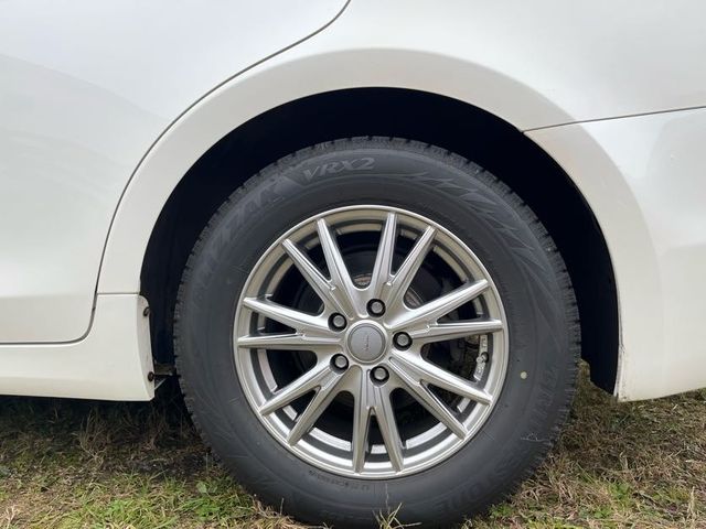 Toyota CROWN SEDAN 2013-02 10851-22