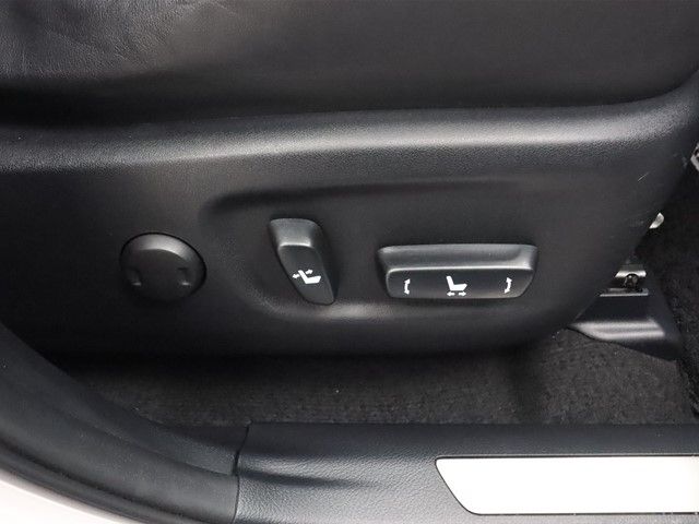 Lexus NX 2014-09 25394-26