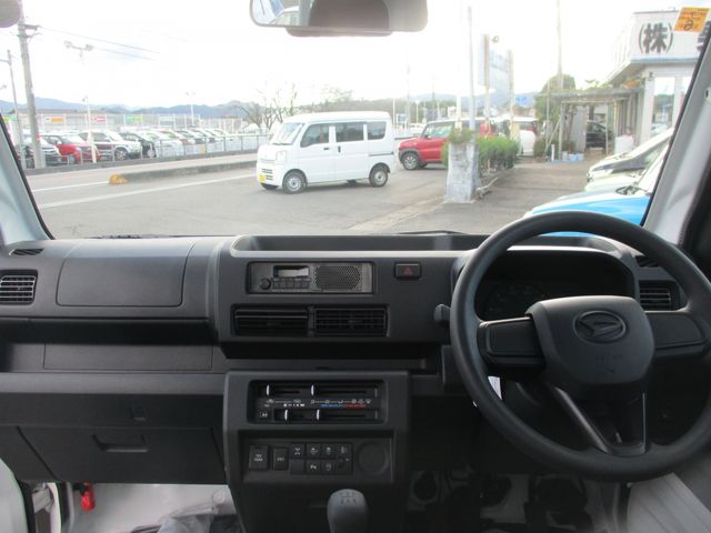 Daihatsu HIJET TRUCK 2023-06 14549-23