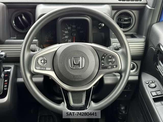Honda N-VAN 2023-10 307967-6