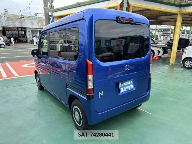 Honda N-VAN 2023-10 307967-1