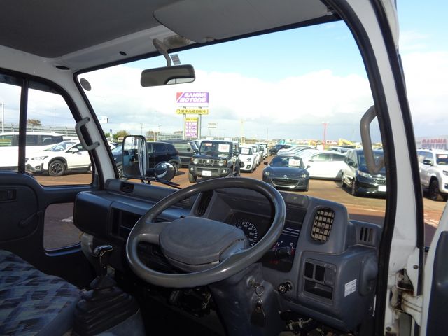 Nissan ATLAS 2000-01 196538-1