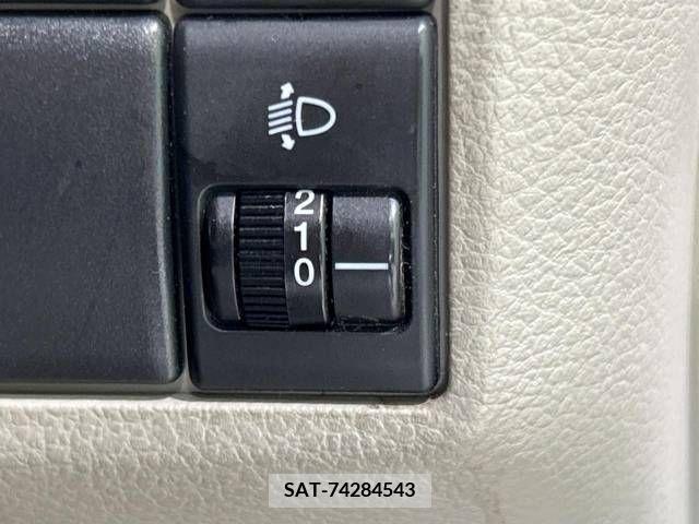 Suzuki SPACIA 2014-02 382056-7