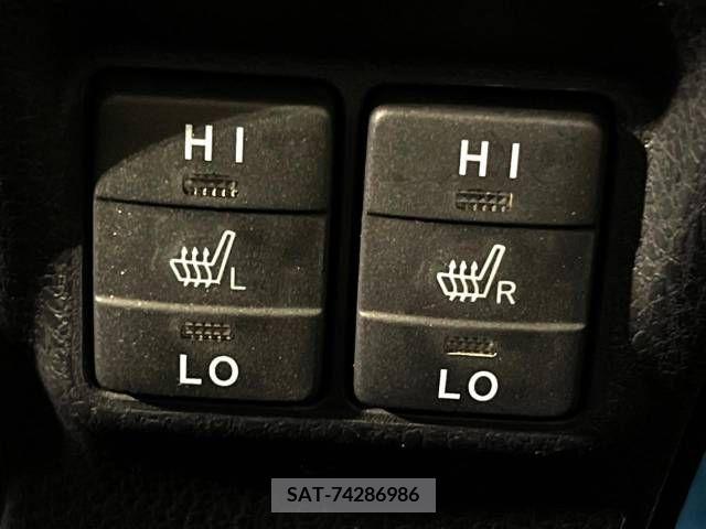 Toyota ESQUIRE 2015-03 336029-5