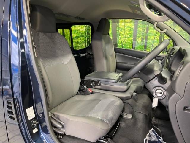 Nissan CARAVAN VAN 2022-08 194426-9