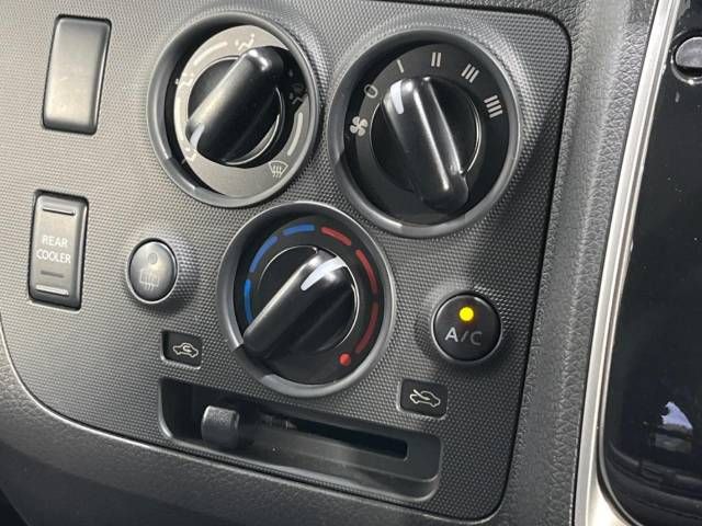 Nissan CARAVAN VAN 2022-08 194426-8