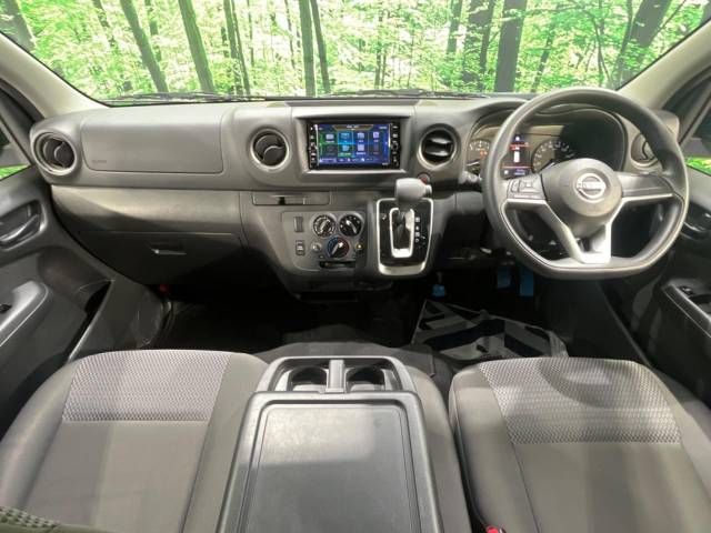 Nissan CARAVAN VAN 2022-08 194426-1