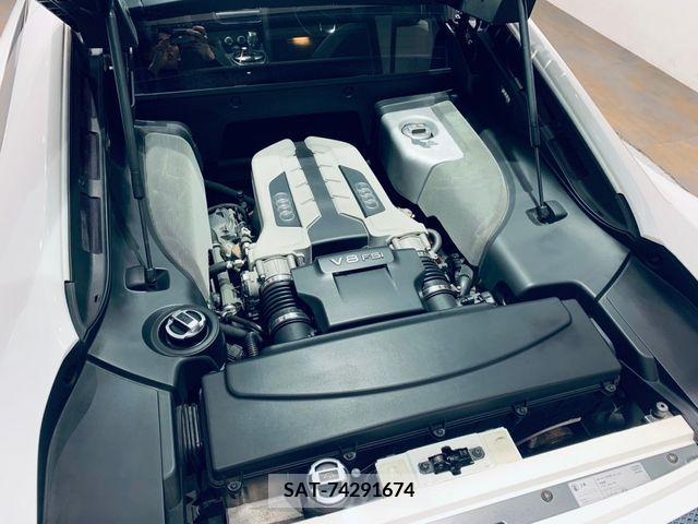 Audi R8 2010-12 224947-2