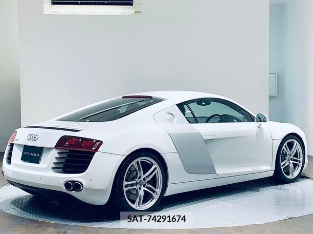 Audi R8 2010-12 224947-6