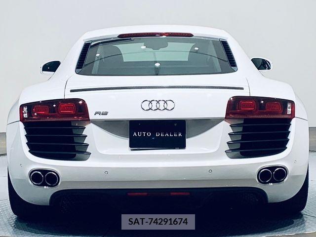 Audi R8 2010-12 224947-7