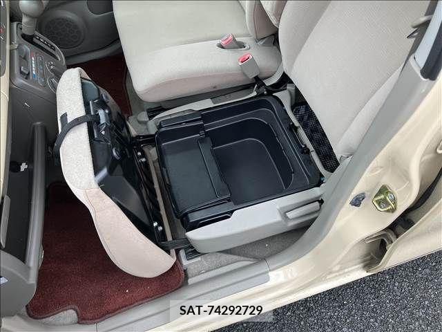 Suzuki MR WAGON 2006-08 326726-26
