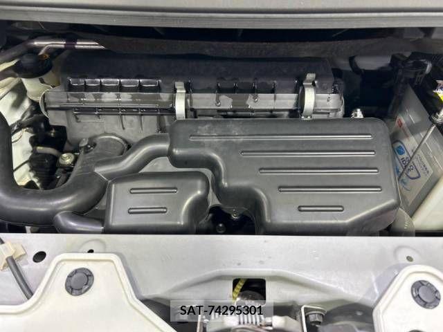 Daihatsu MOVE 2017-07 208910-18
