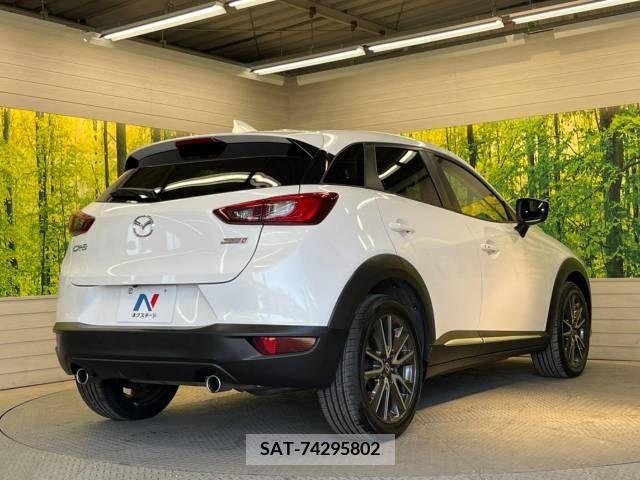 Mazda CX-3 2016-03 211680-17