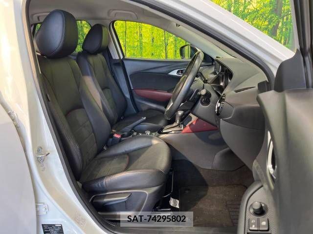 Mazda CX-3 2016-03 211680-8