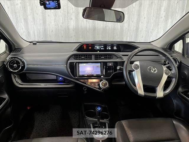 Toyota AQUA 2016-05 260426-1