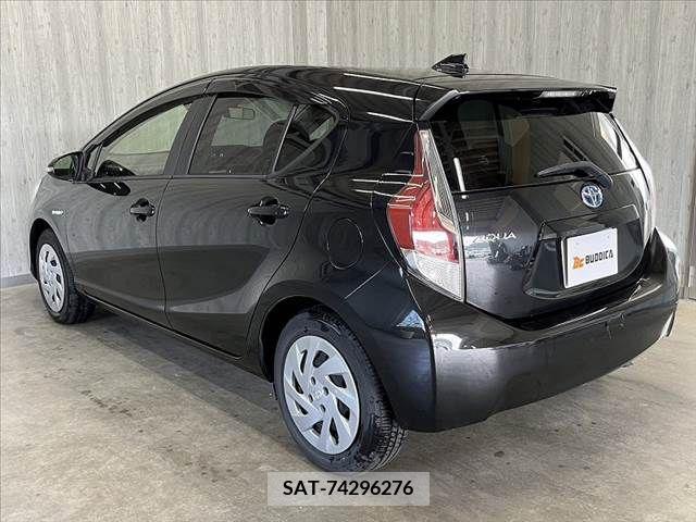 Toyota AQUA 2016-05 260426-11