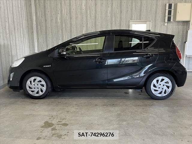 Toyota AQUA 2016-05 260426-10