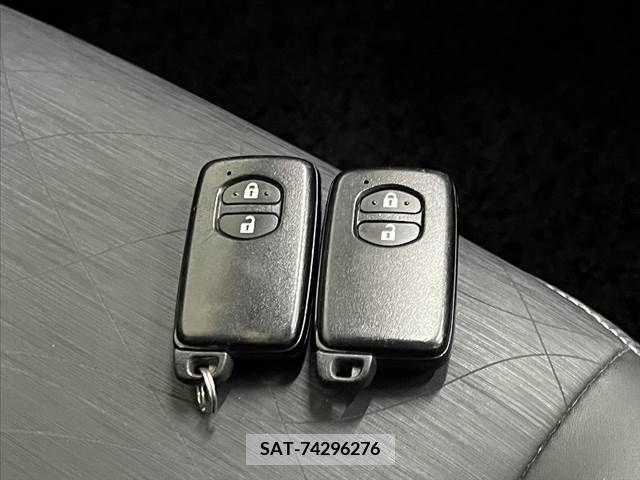 Toyota AQUA 2016-05 260426-19