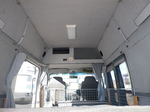 Isuzu ELF UT 2000-01 450-11