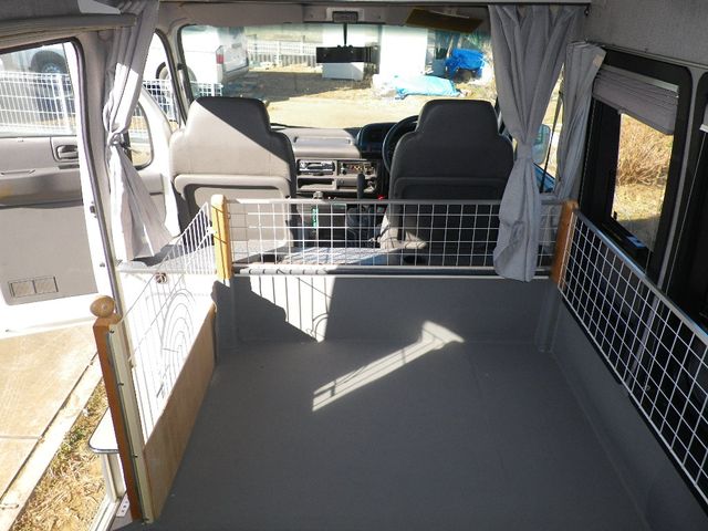 Isuzu ELF UT 2000-01 450-8