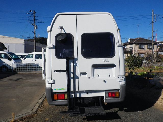 Isuzu ELF UT 2000-01 450-2