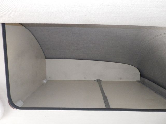 Isuzu ELF UT 2000-01 450-13