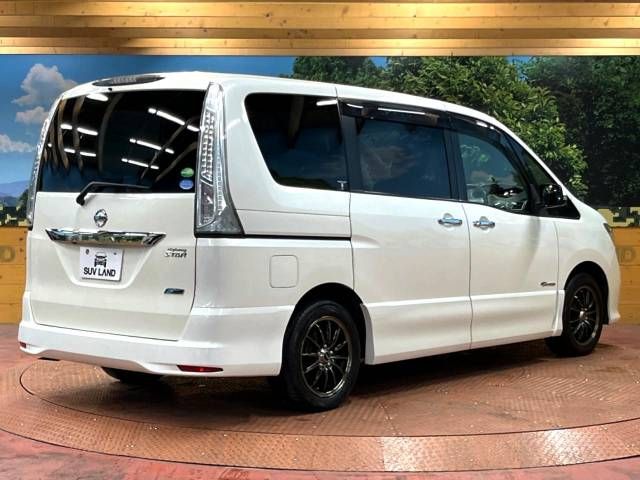 Nissan SERENA 2013-06 196682-17