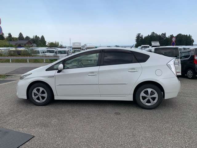 Toyota PRIUS 2012-02 2790-3