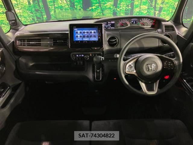 Honda N BOX CUSTOM 2018-06 204911-1