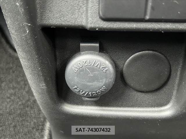 Suzuki SPACIA 2021-07 341117-23