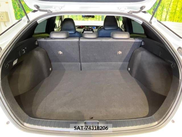 Toyota PRIUS 2021-02 341834-11