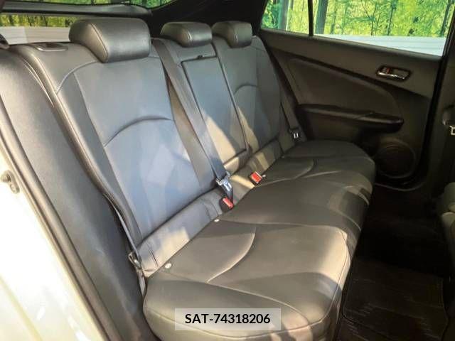 Toyota PRIUS 2021-02 341834-10